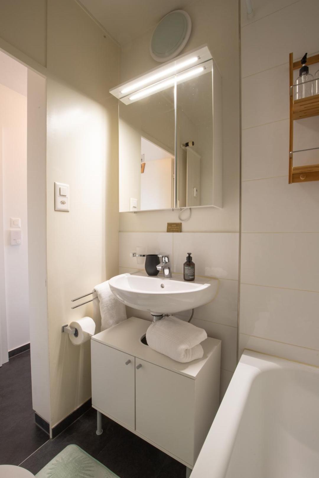 Special Modern Lisa Apartment Basel, Bahnhof Grossbasel 10-Star Exterior foto